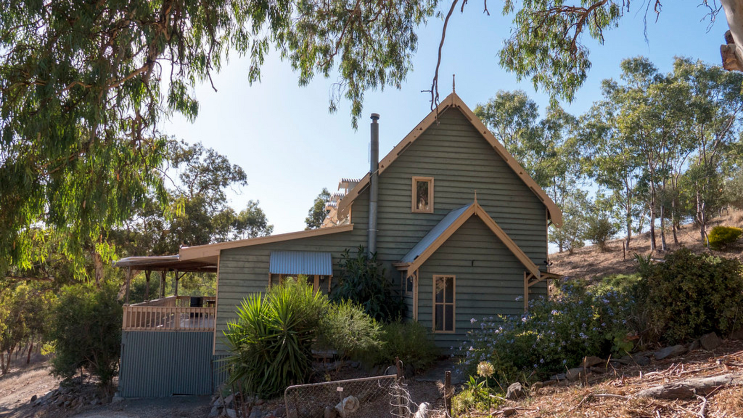 BAROSSA VALLEY & ADELAIDE WINE TOUR ( 03 NIGHTS & 04 DAYS)