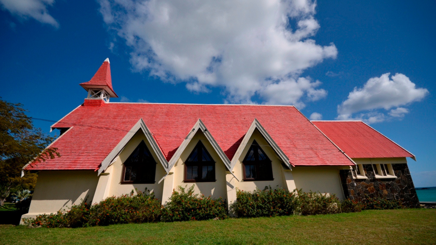 SCENIC ROAD TRIP ACROSS MAURITIUS (6N/7D)
