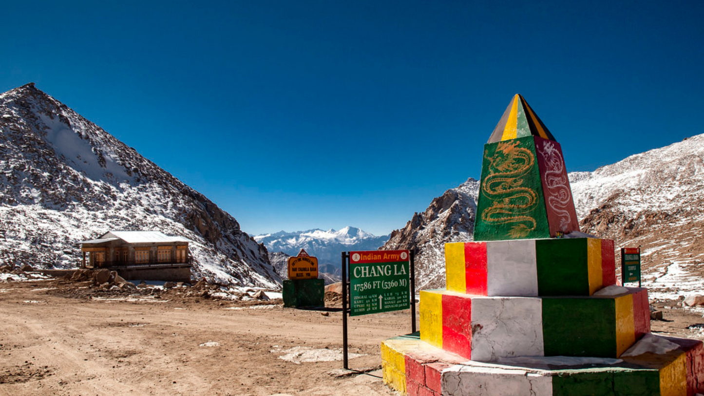 WINTER WONDERLAND LADAKH TOUR 5 NIGHTS & 6 DAYS
