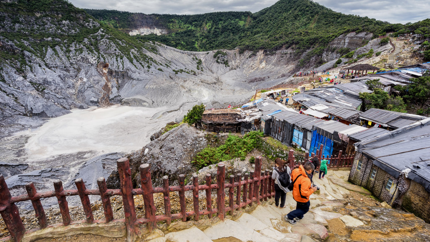 JAKARTA & BANDUNG CITY TOUR (3 NIGHTS & 4 DAYS )