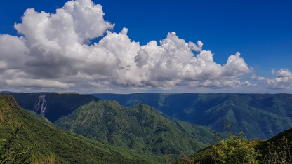 "MEGHALAYA : THE ABODE OF CLOUDS UNVEILED 5 NIGHTS & 6 DAYS