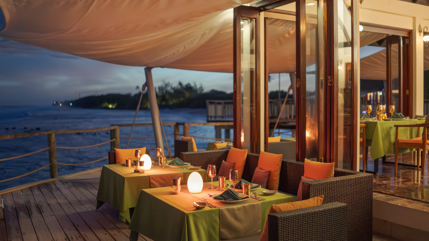 ATMOSPHERE KANIFUSHI, MALDIVES – 3 NIGHTS & 4 DAYS