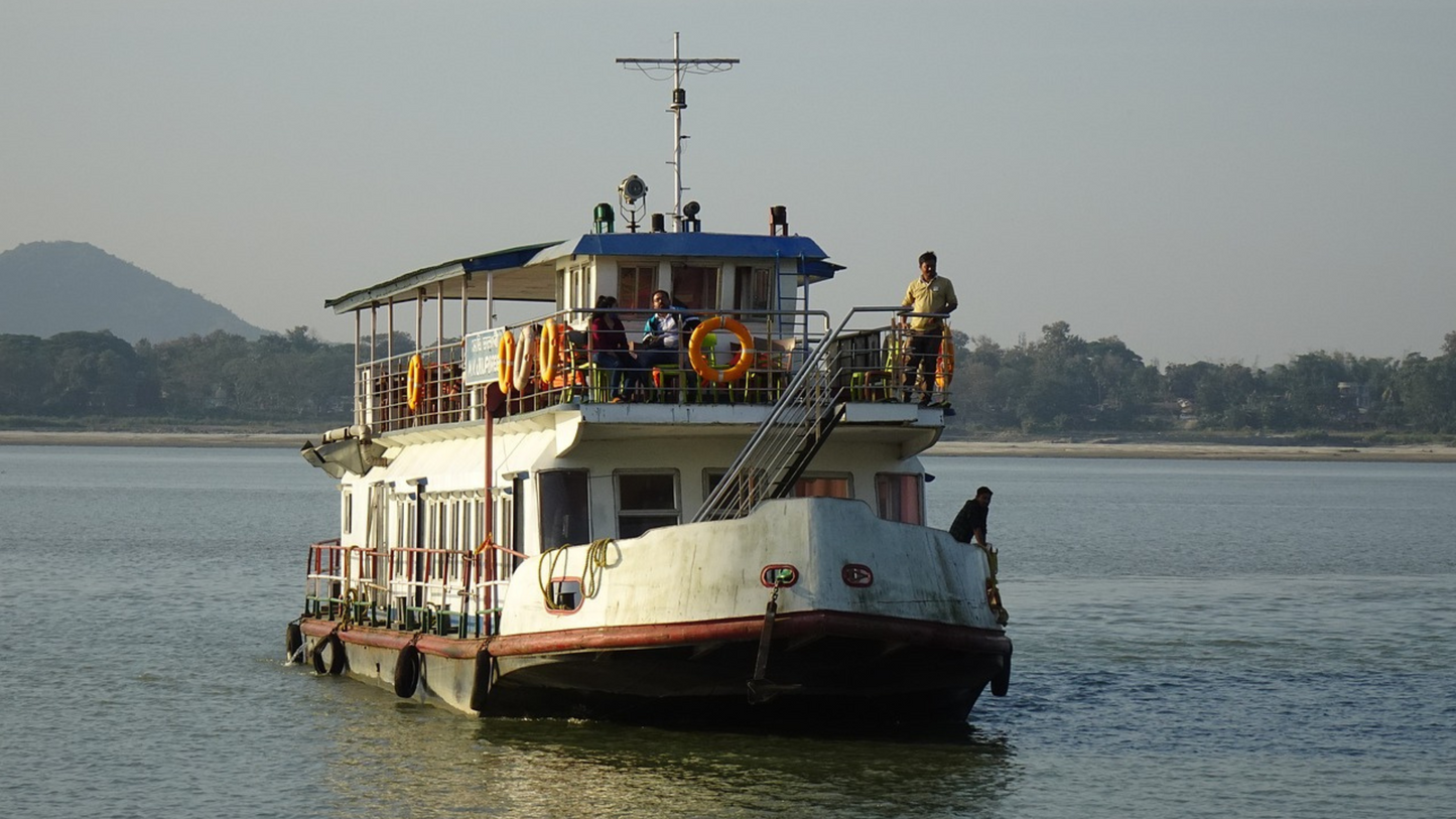 "MEGHALAYA : THE ABODE OF CLOUDS UNVEILED 5 NIGHTS & 6 DAYS