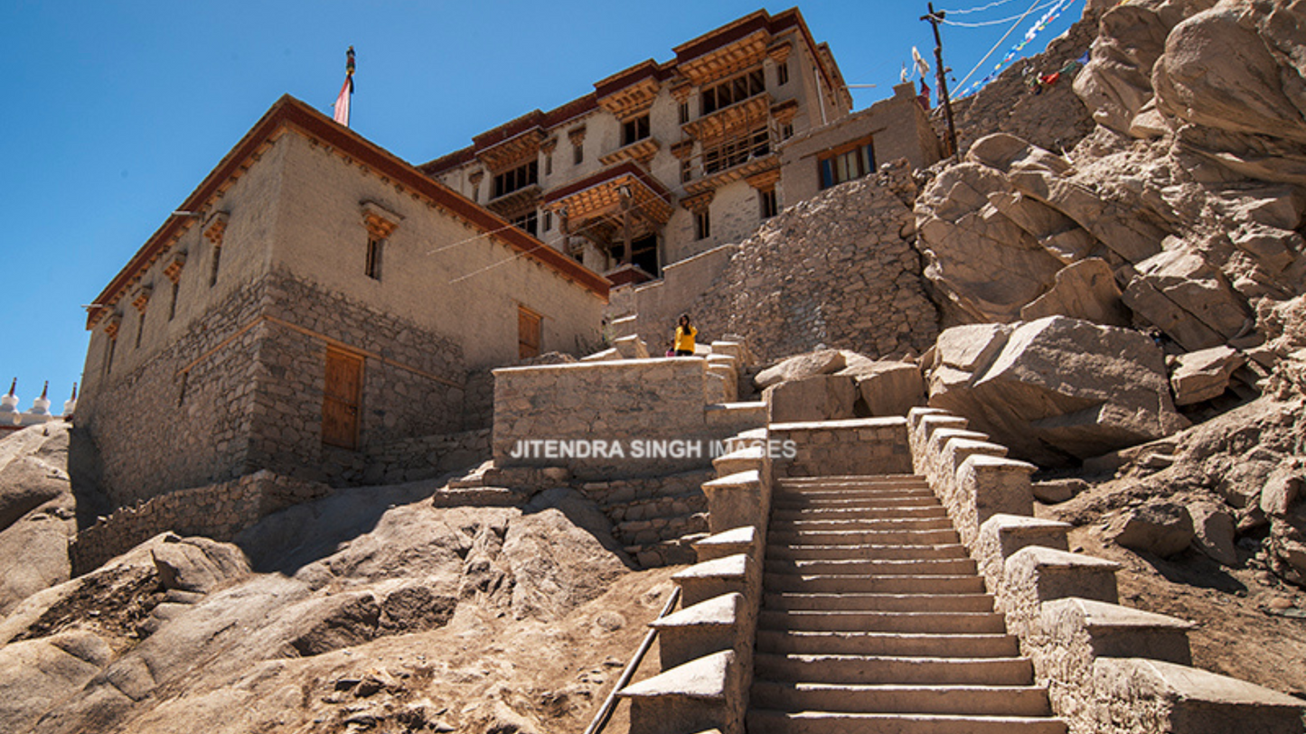 LADAKH BIKE EXPEDITION 7 NIGHTS & 8 DAYS