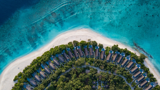 FURAVERI RESORT, MALDIVES – 4 NIGHTS & 5 DAYS