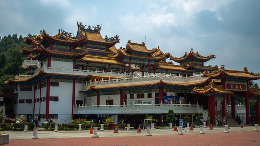 MALAYSIA LUXURY ESCAPE (5 NIGHTS & 6 DAYS ) – INDULGE IN OPULENCE & COMFORT