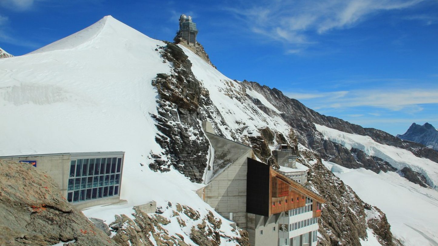ROMANTIC PARIS & SWISS ALPS (06 NIGHTS & 07 DAYS )