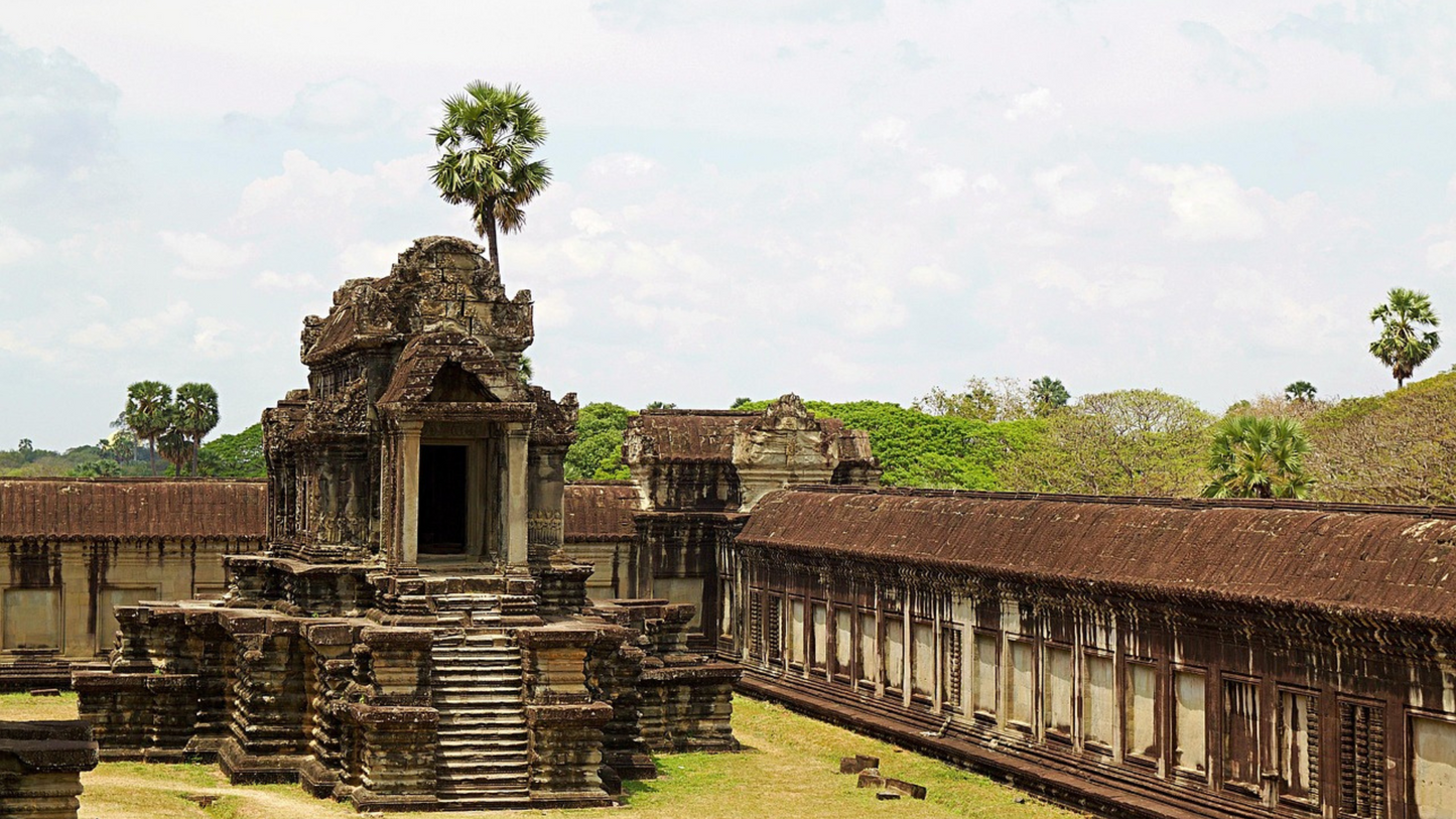 SIEM REAP & TONLE SAP LAKE EXPERIENCE (4N/5D)