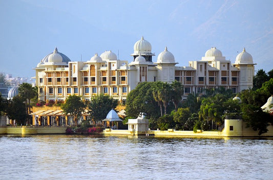 THE CITY OF LAKES EXPERIENCE UDAIPUR 2 NIGHTS & 3 DAYS