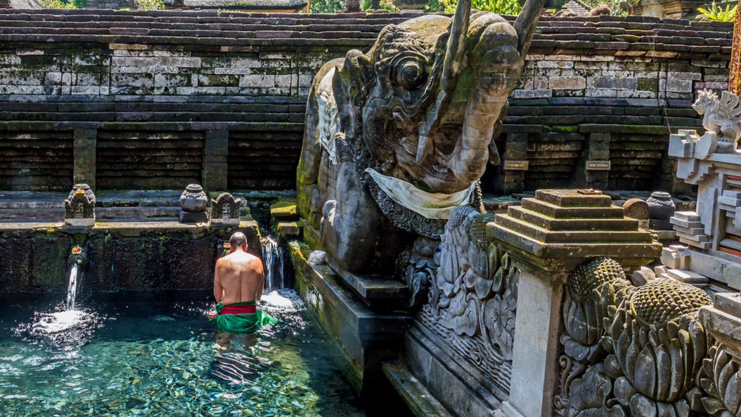 BALI & NUSA PENIDA ISLAND HOPPING (4 NIGHTS & 5 DAYS)