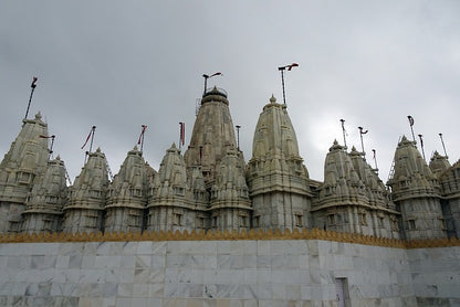 AHMEDABAD TO HILL STATION JOURNEY PACKAGE 2 NIGHTS & 3 DAYS
