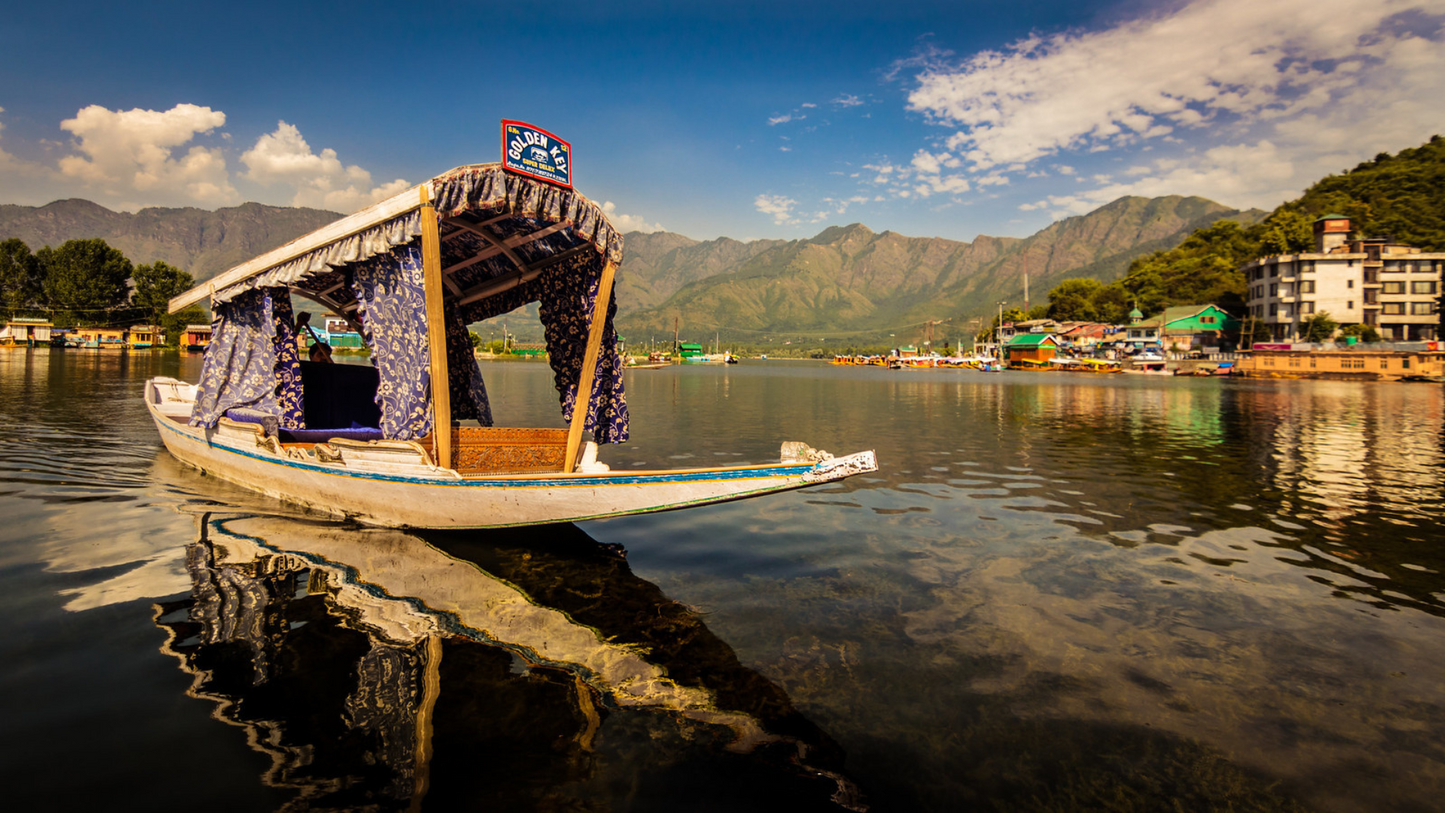 A ROMANTIC ESCAPE GULMARG 3 NIGHTS & 4 DAYS
