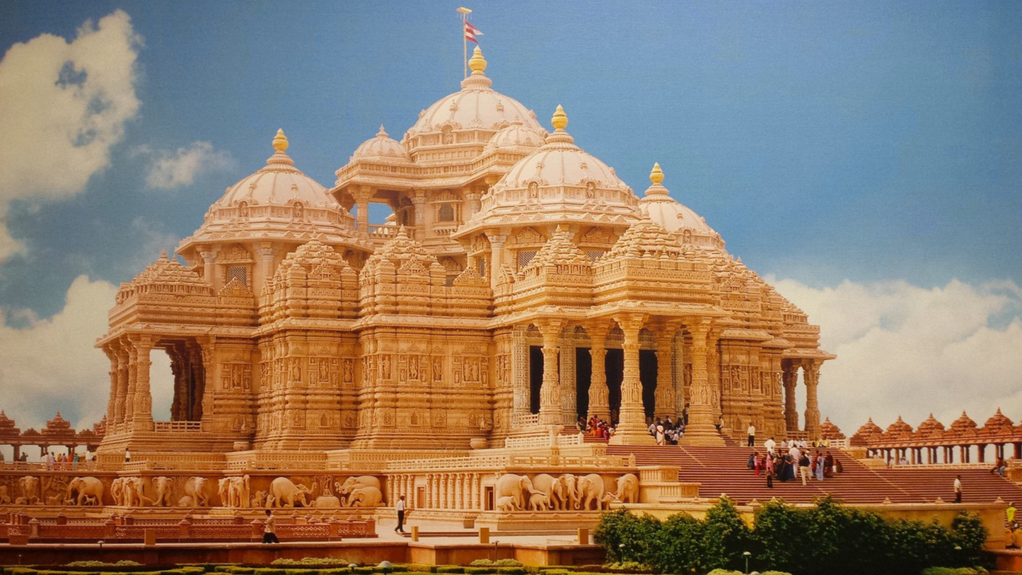 "EXPLORE THE HEART OF INDIA : 2 NIGHTS & 3 DAYS IN VIBRANT DELHI"