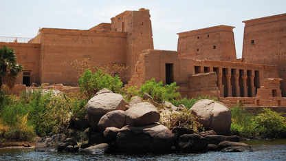 9D/8N-THE LAND OF THE PHARAOHS