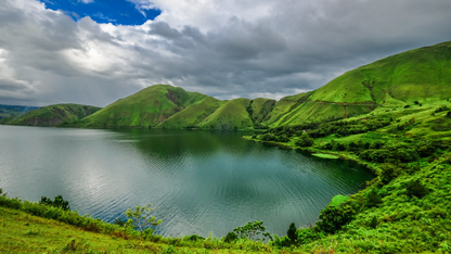 SUMATRA WILDLIFE & LAKE TOBA TOUR (5 NIGHTS & 6 DAYS )