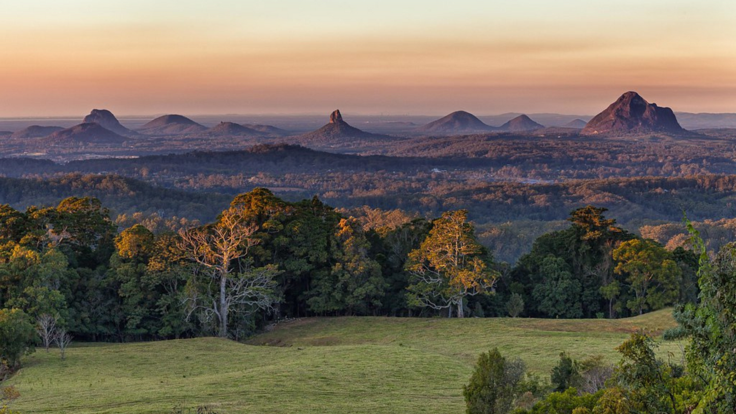 BRISBANE, SUNSHINE COAST & NOOSA (04 NIGHTS & 05 DAYS )