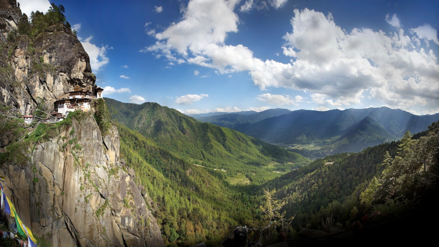 ADVENTURE BHUTAN – TREK & RAFT (07 NIGHTS/08 DAYS)