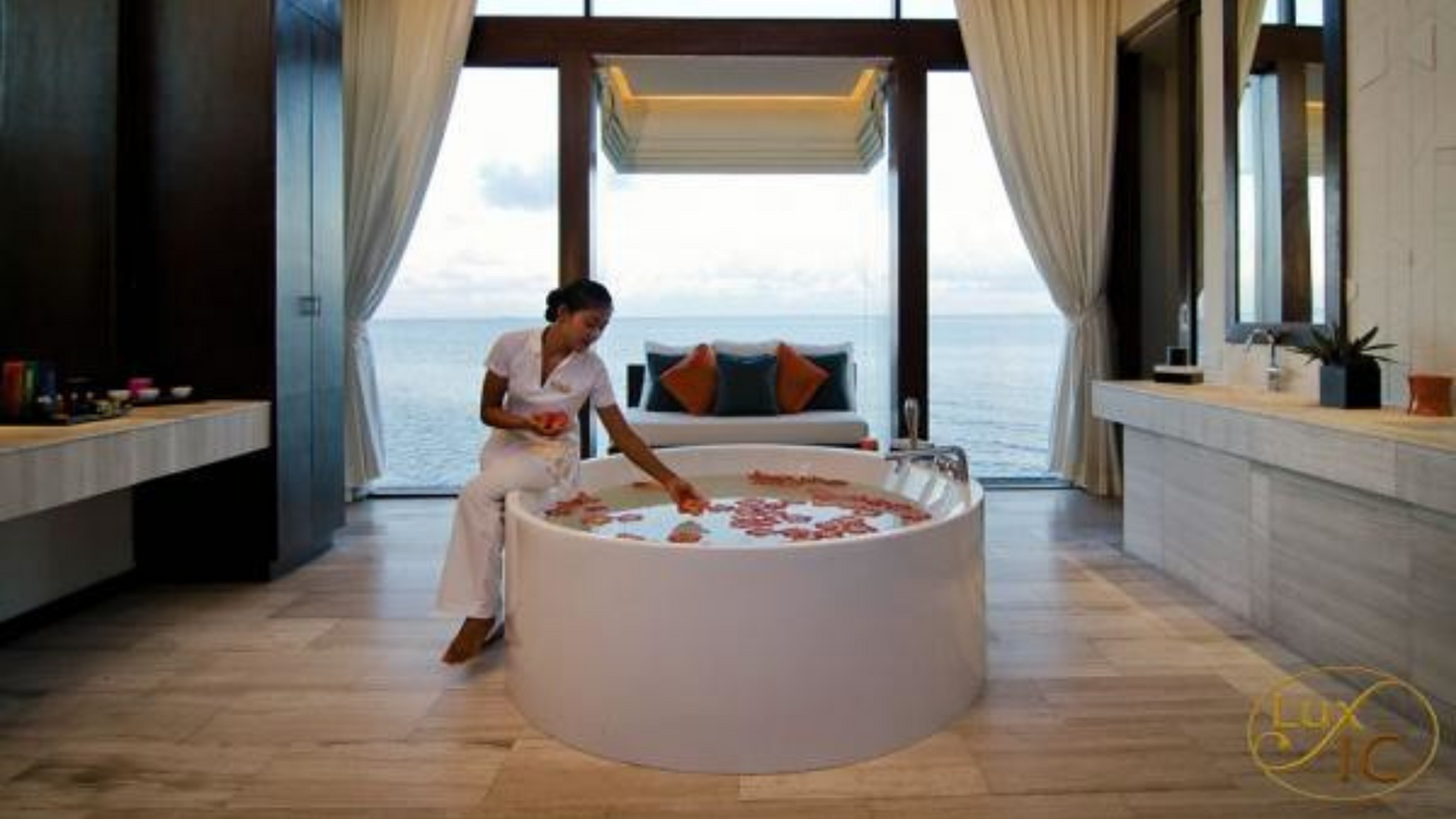 DUBAI LUXURY ESCAPE 4 NIGHTS & 5 DAYS  – INDULGE IN OPULENCE