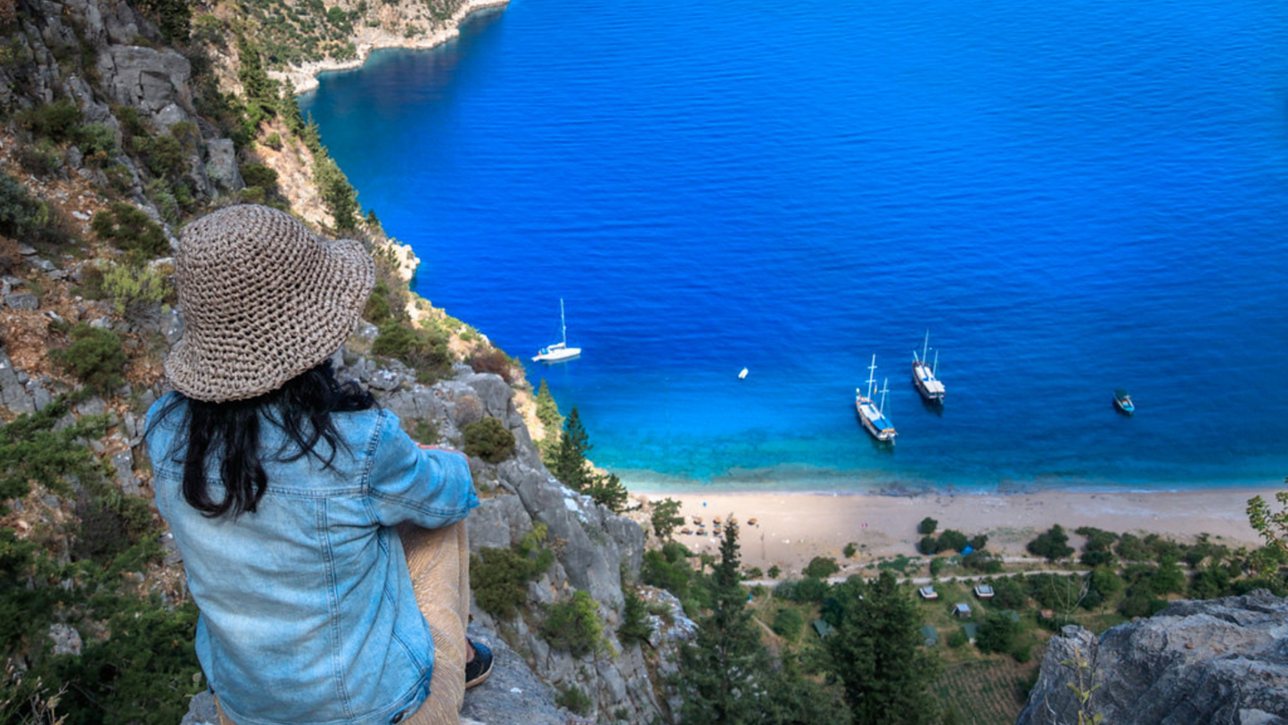 ANCIENT RUINS & BLUE BEACHES – 7 NIGHTS / 8 DAYS