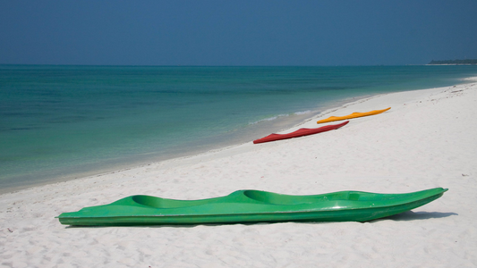AMAZING LAKSHADWEEP TOUR PACKAGE 4 NIGHTS & 5 DAYS